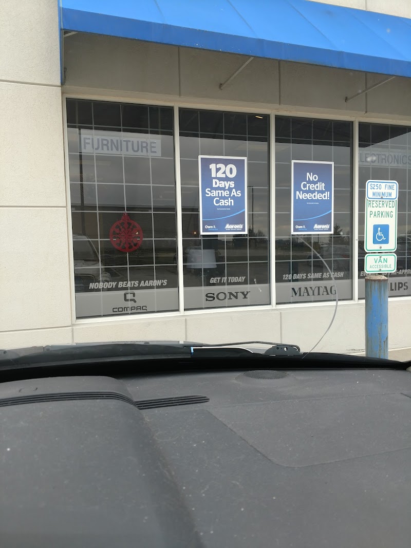 Aaron's - Photo 1