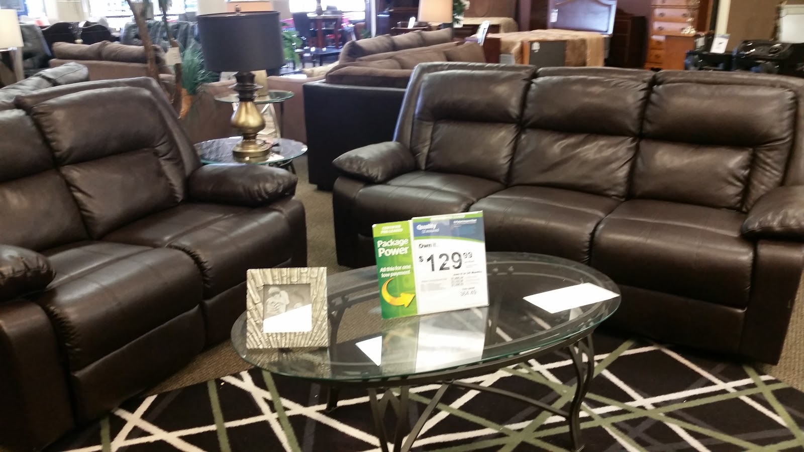 Aaron's - Photo 3