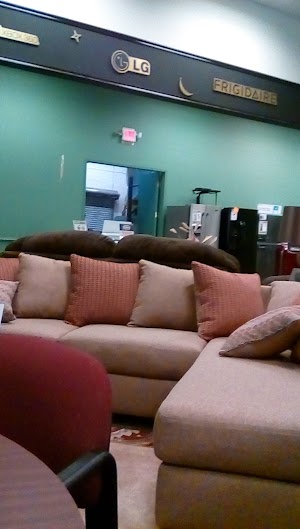 Aaron's - Photo 6