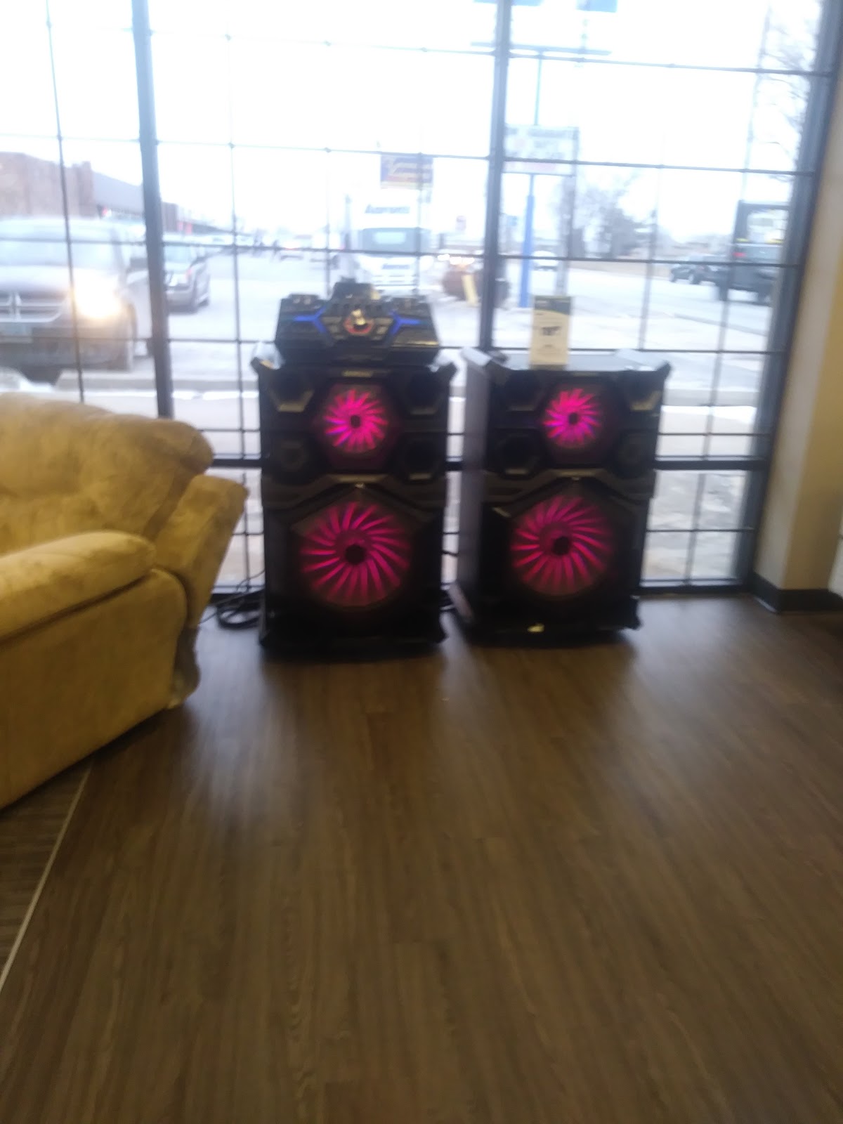Aaron's - Photo 5
