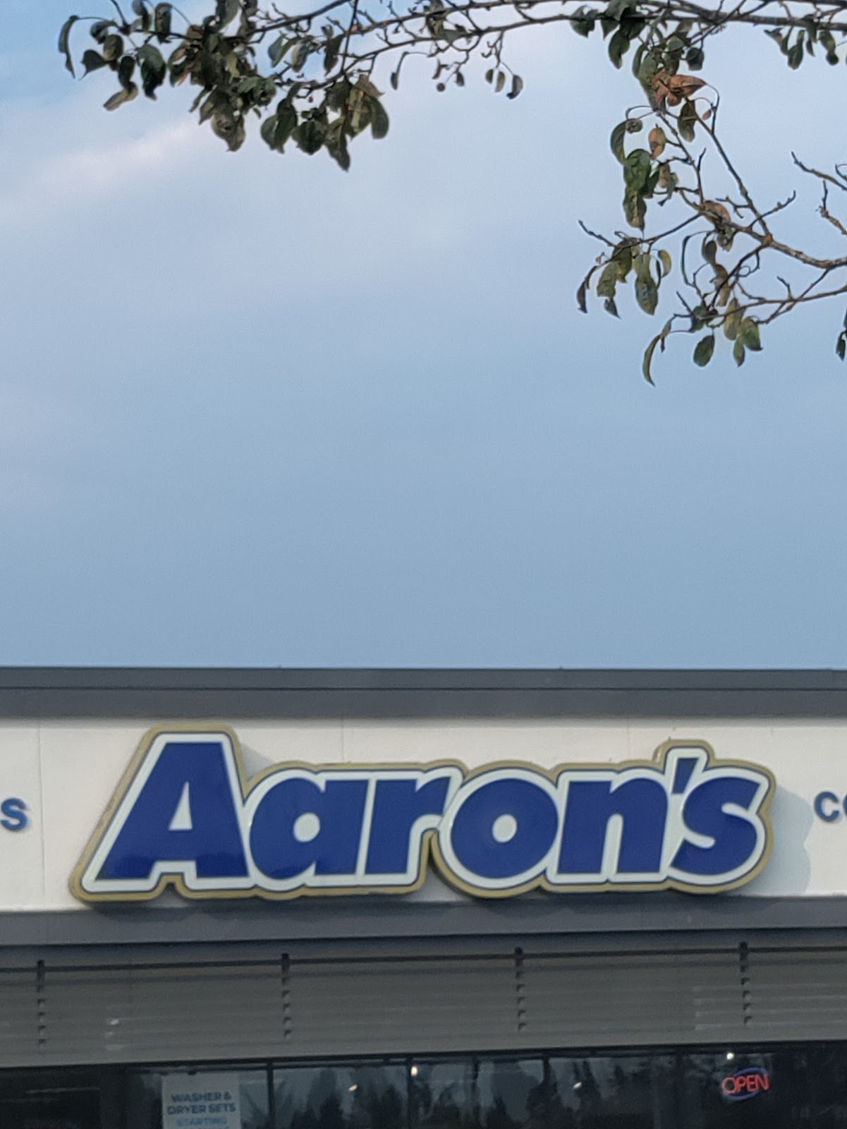 Aaron's - Photo 3