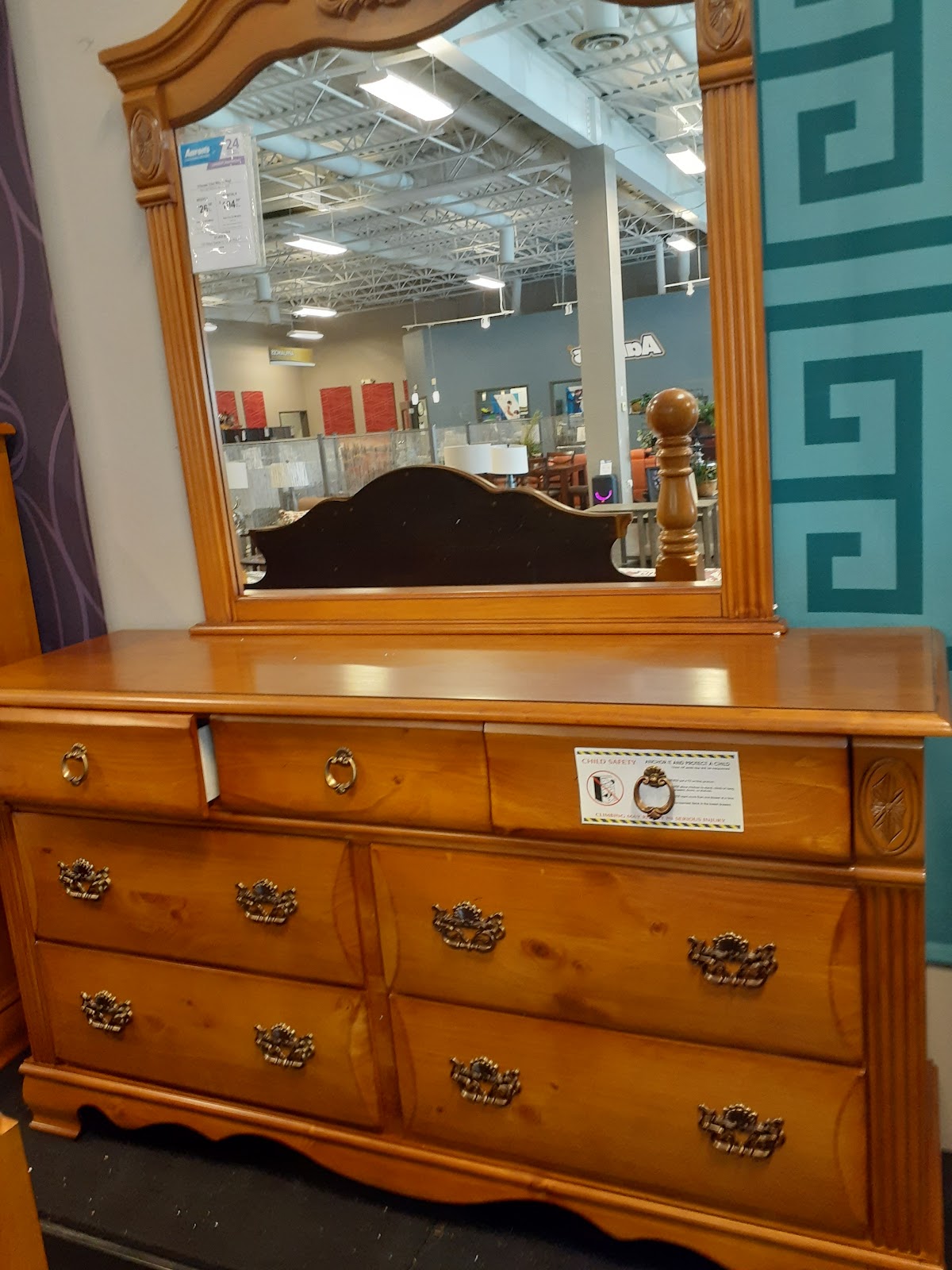 Aaron's - Photo 3