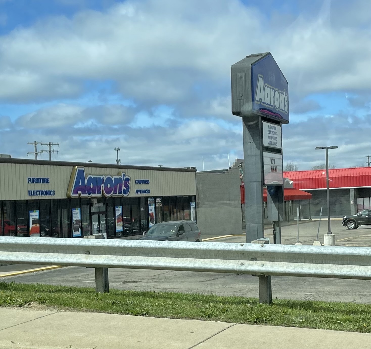 Aaron's - Photo 5
