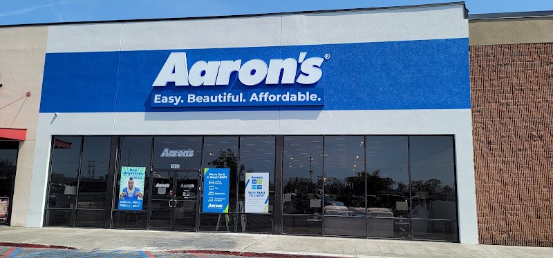 Aaron's - Photo 1