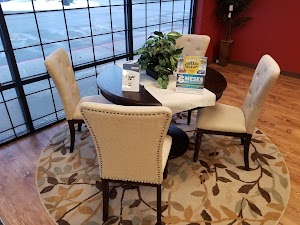 Aaron's - Photo 4