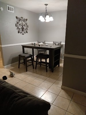 Aaron's - Photo 4