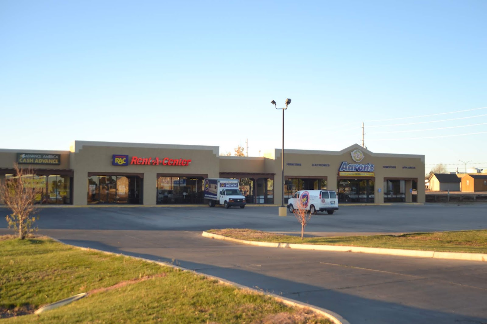 Aaron's - Photo 1