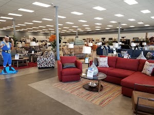 Aaron's - Photo 4
