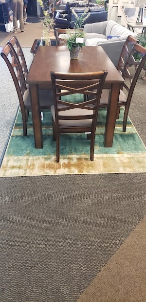 Aaron's - Photo 6