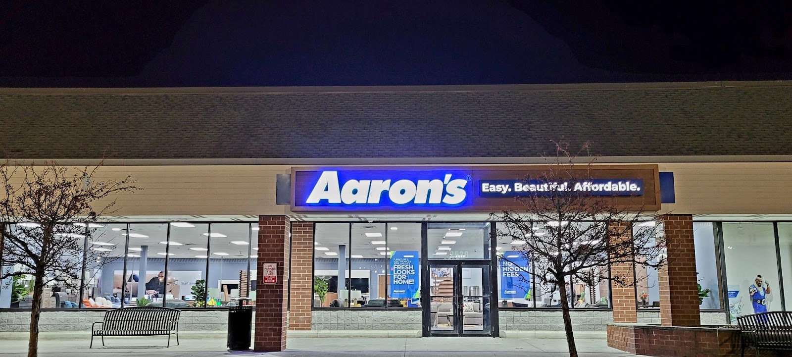 Aaron's - Photo 1