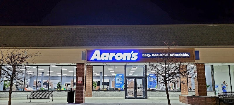 Aaron's - Photo 1