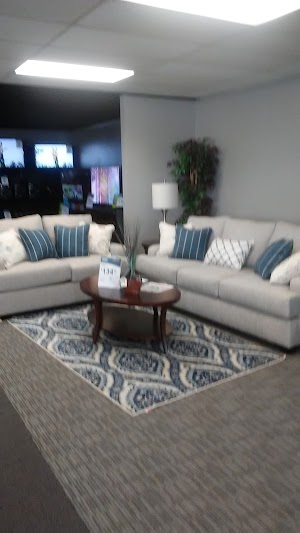 Aaron's - Photo 6