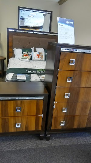Aaron's - Photo 4