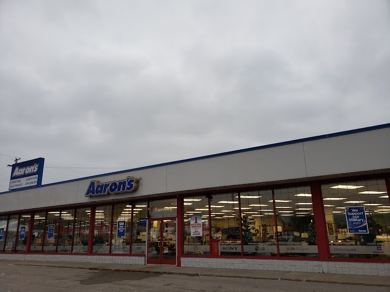 Aaron's - Photo 1
