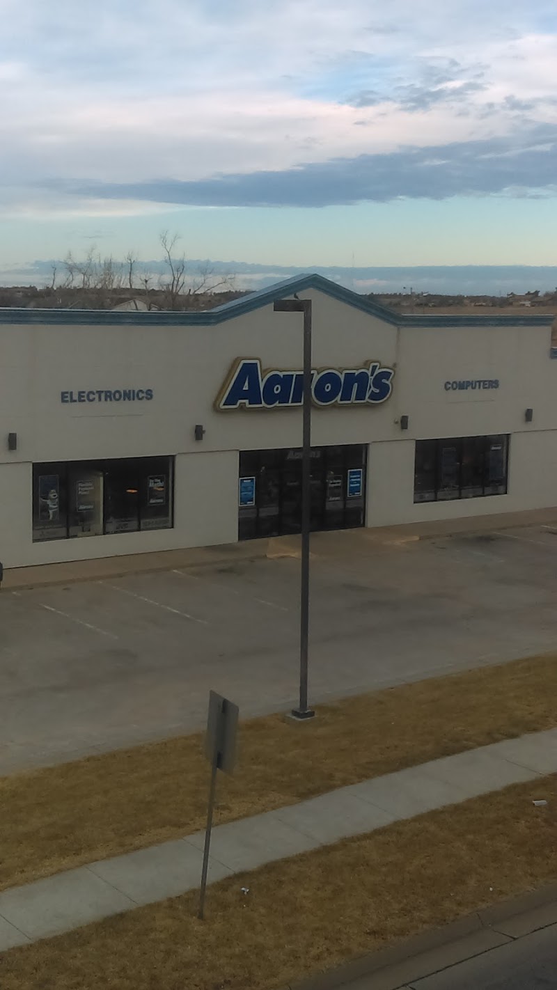 Aaron's - Photo 1