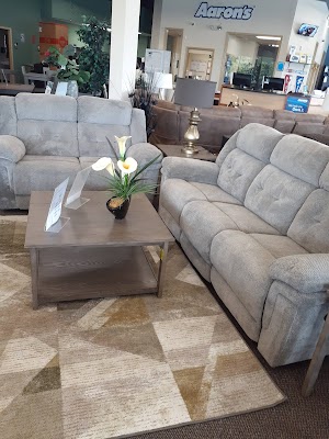 Aaron's - Photo 5