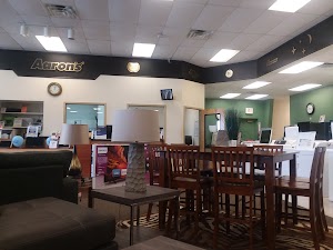Aaron's - Photo 4