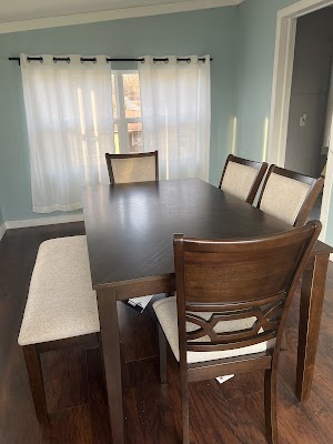 Bargain Center LLC - Photo 6