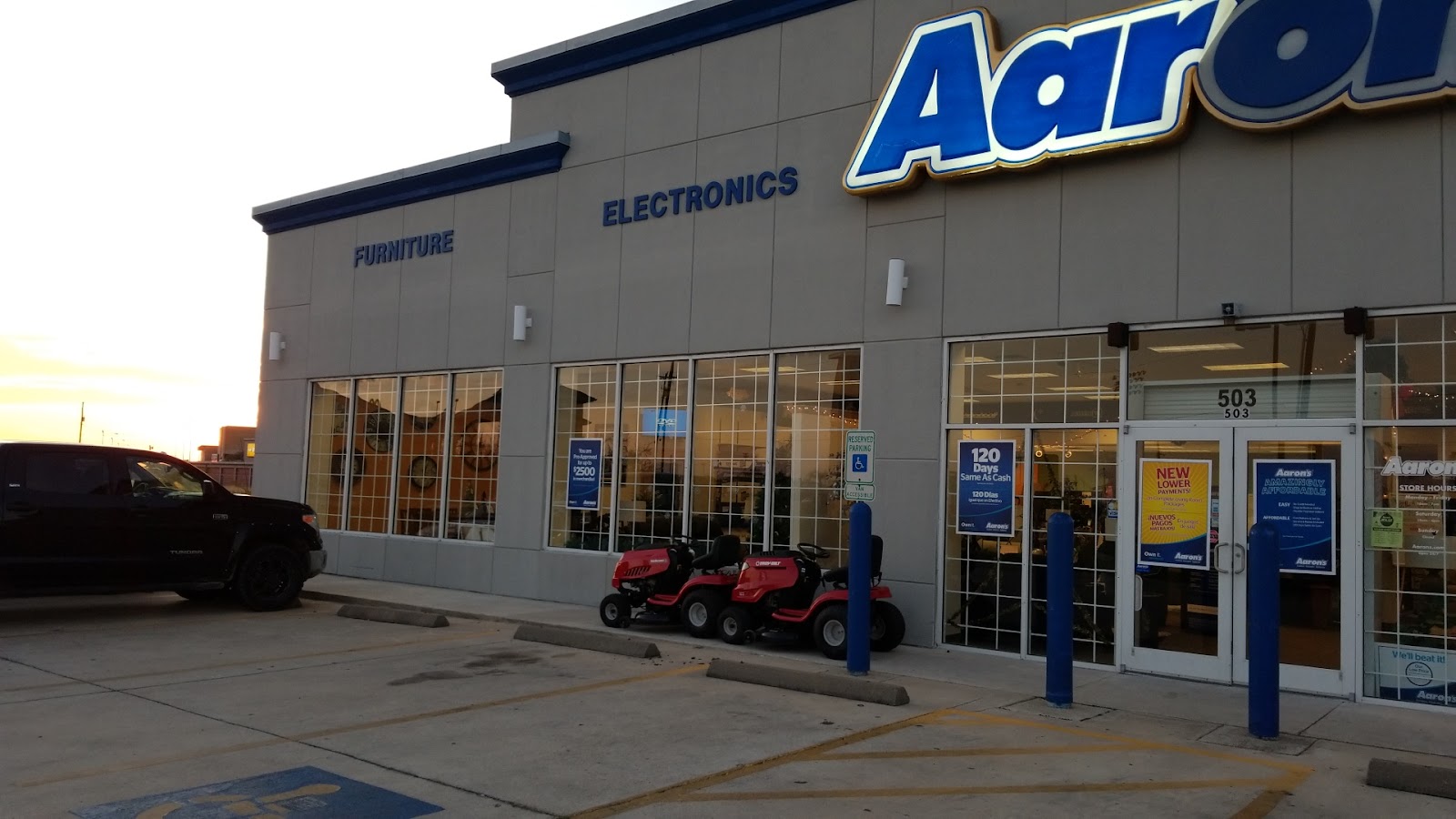 Aaron's - Photo 1