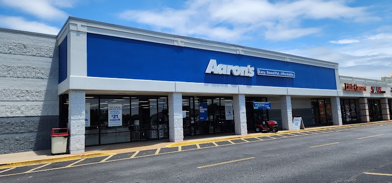 Aaron's - Photo 1