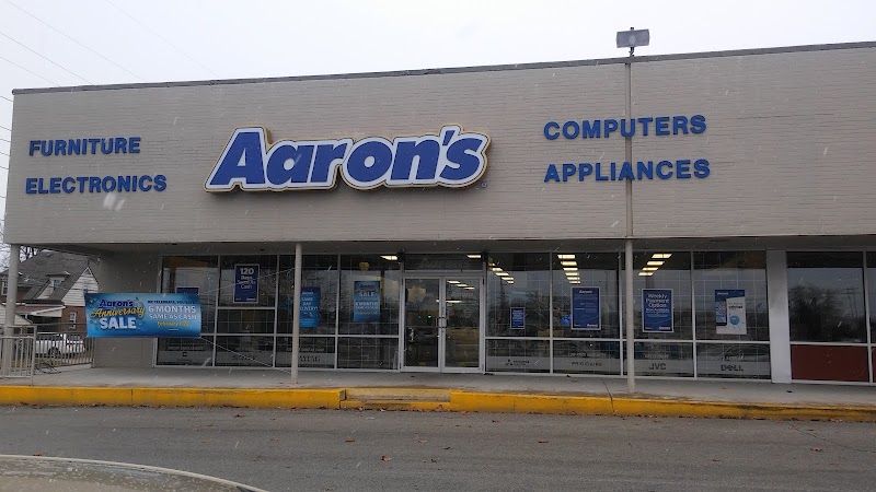 Aaron's - Photo 1