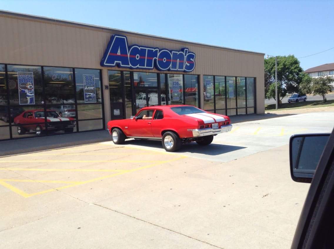 Aaron's - Photo 1