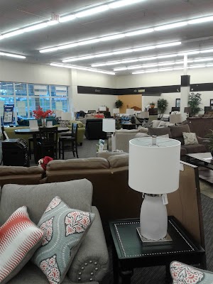 Aaron's - Photo 6