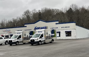 Aaron's - Photo 4