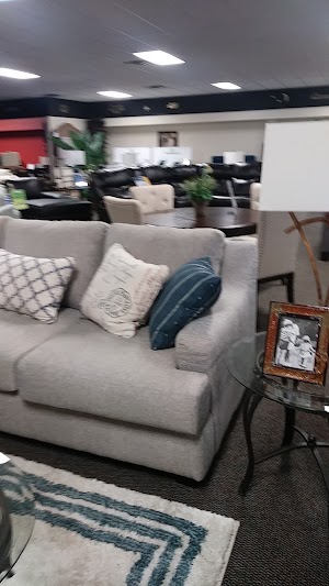 Aaron's - Photo 3