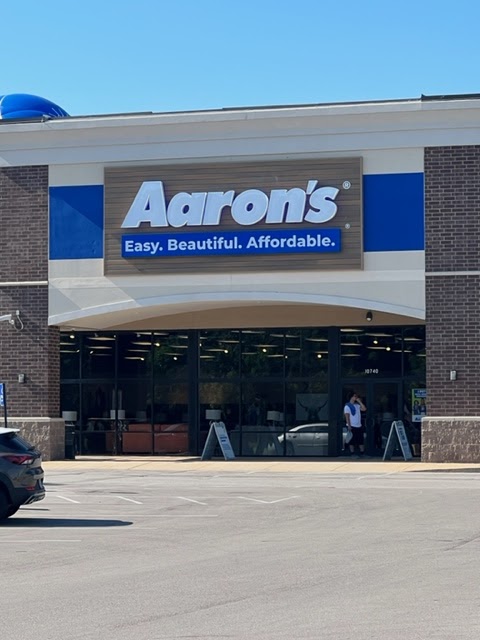 Aaron's - Photo 1
