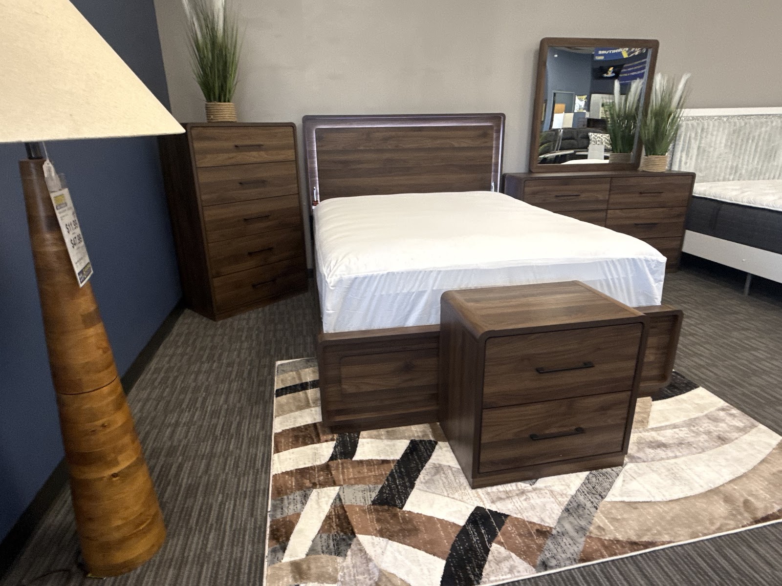 Buddy's Home Furnishings - Photo 3