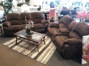 Aaron's - Photo 4