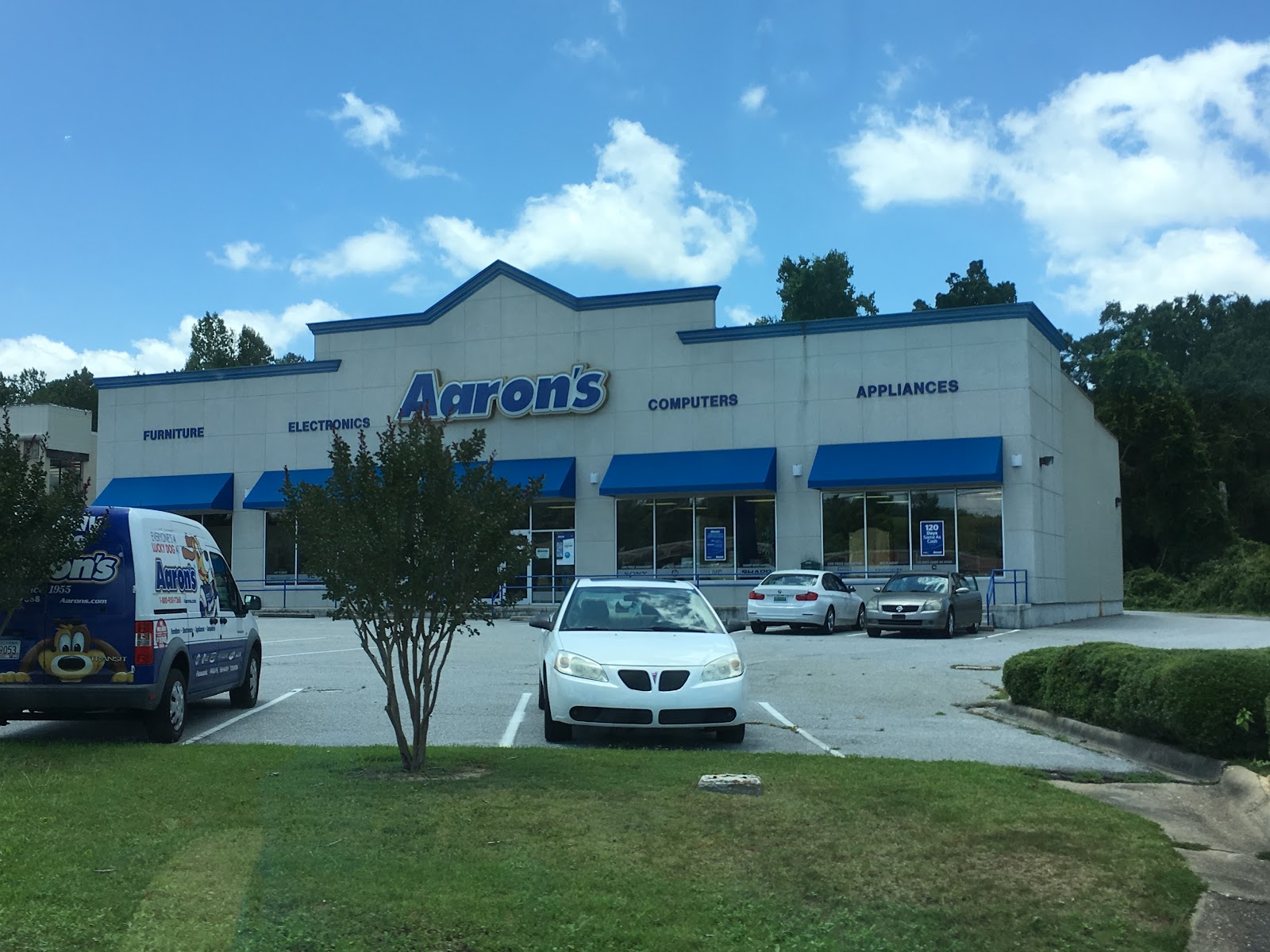 Aaron's - Photo 1