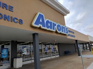 Aaron's - Photo 6
