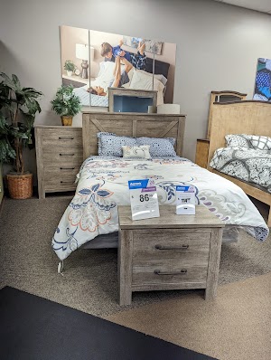 Aaron's - Photo 4