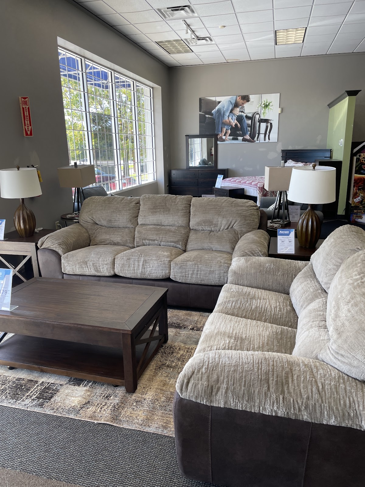 Aaron's - Photo 3