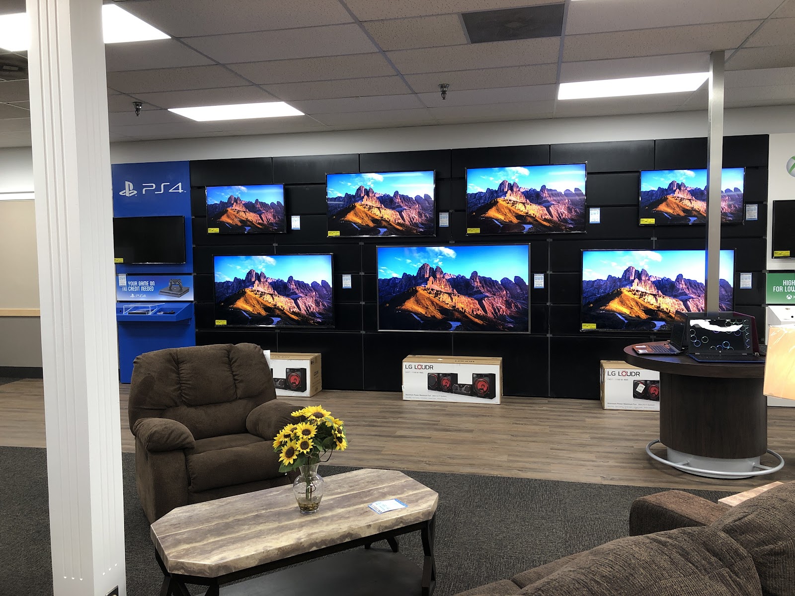 Rent-A-Center - Photo 5