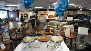 Aaron's - Photo 4
