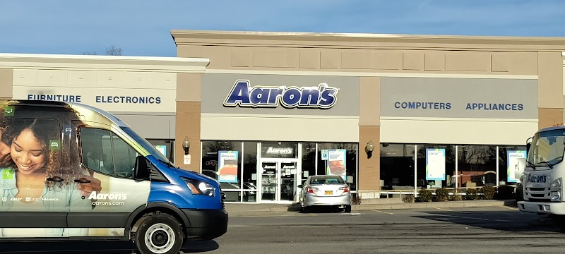 Aaron's - Photo 1