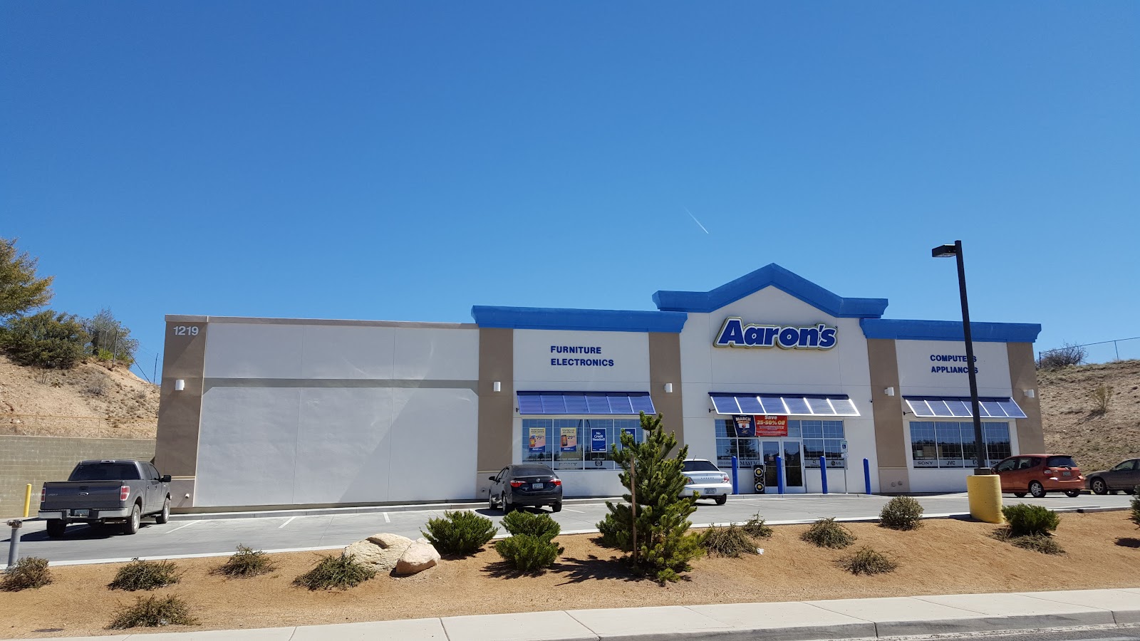 Aaron's - Photo 1