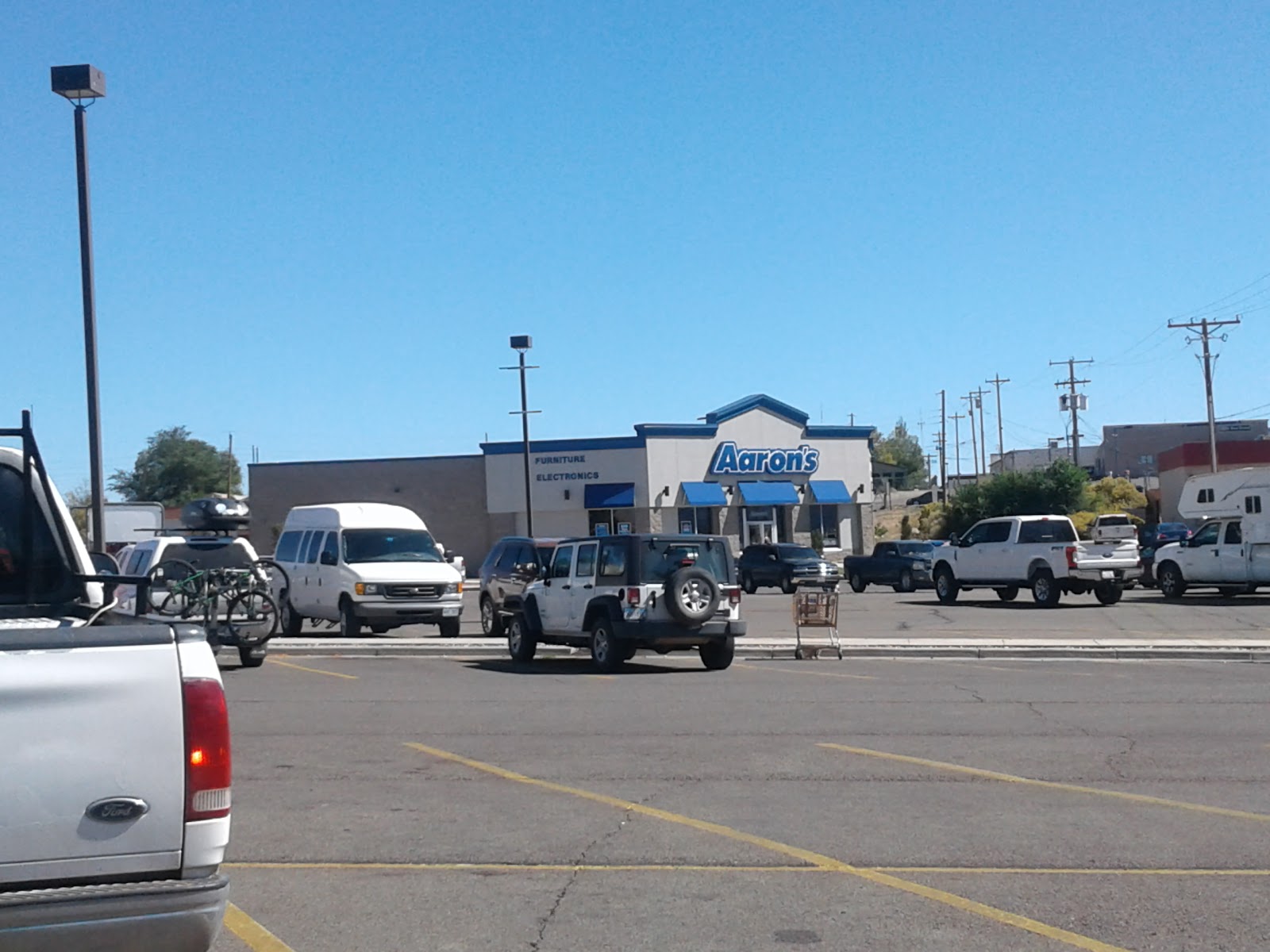 Aaron's - Photo 4