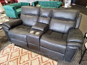 Aaron's - Photo 4