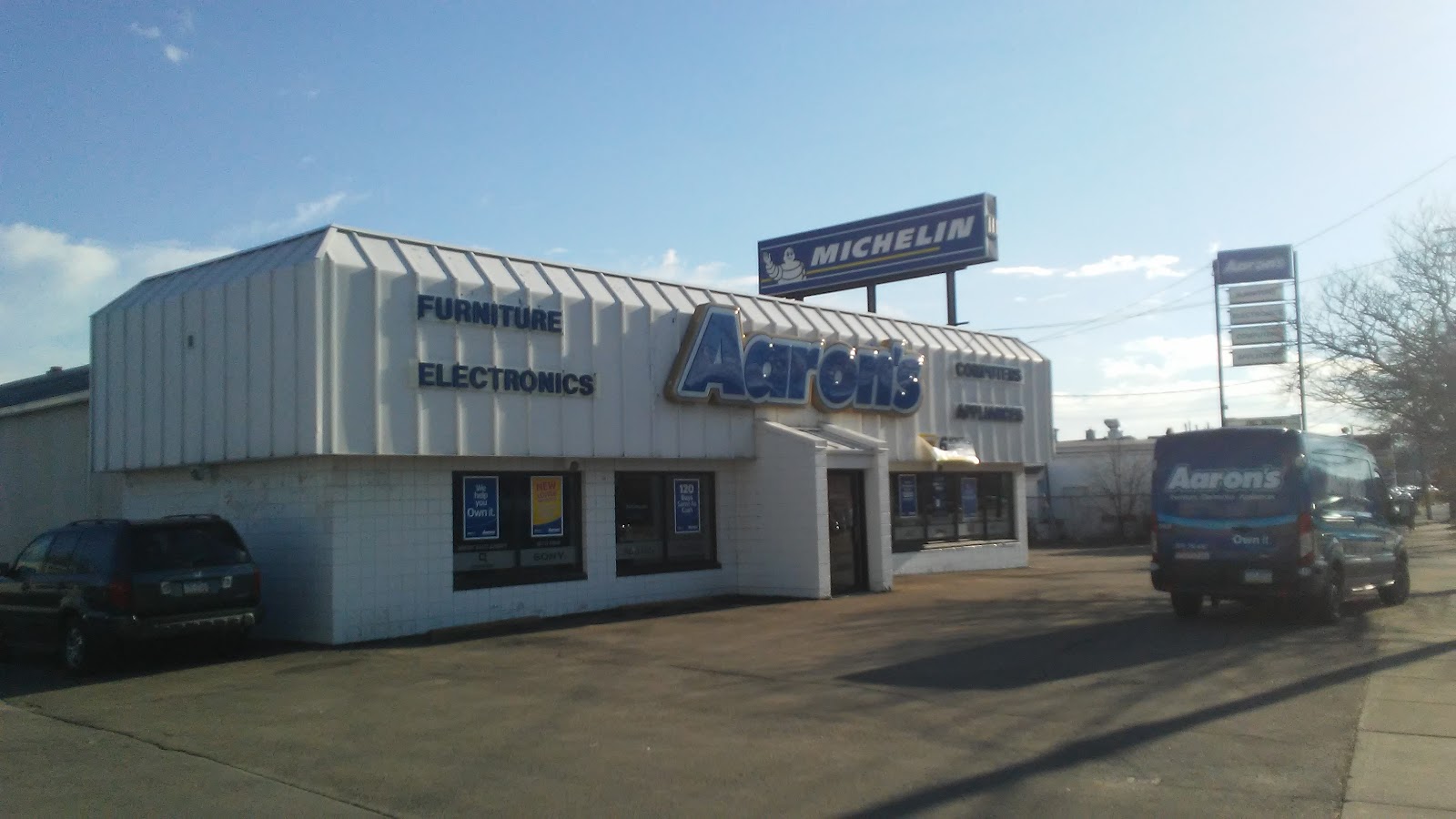 Aaron's - Photo 1