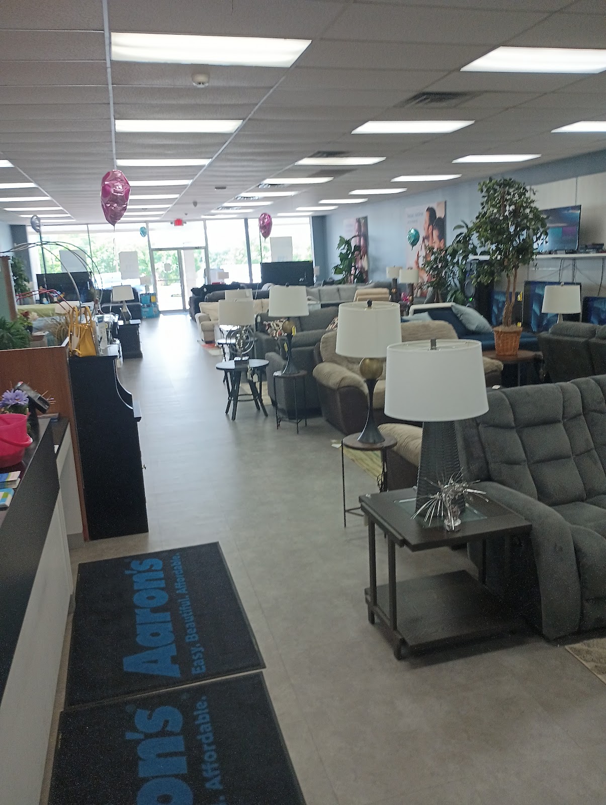 Aaron's - Photo 3