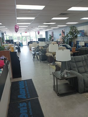 Aaron's - Photo 4