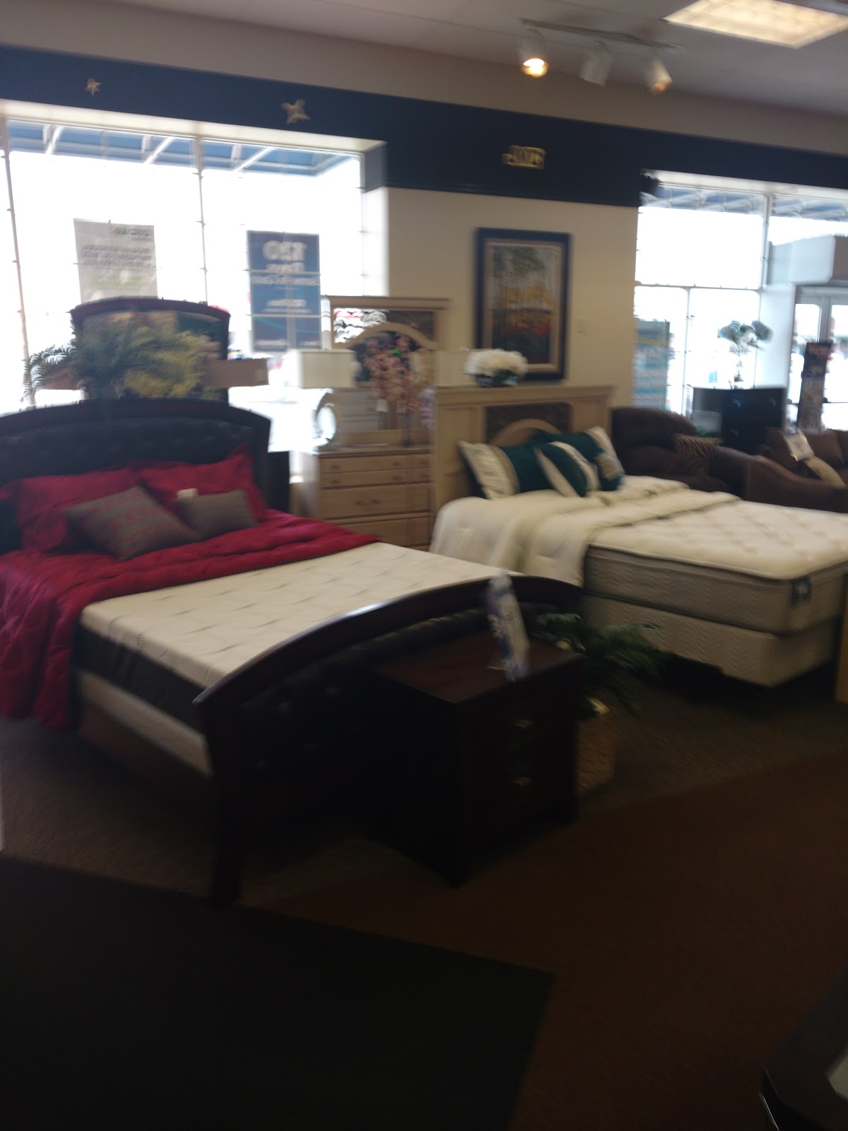 Aaron's - Photo 4