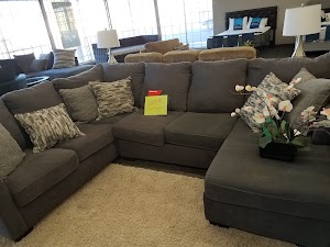 Aaron's - Photo 5