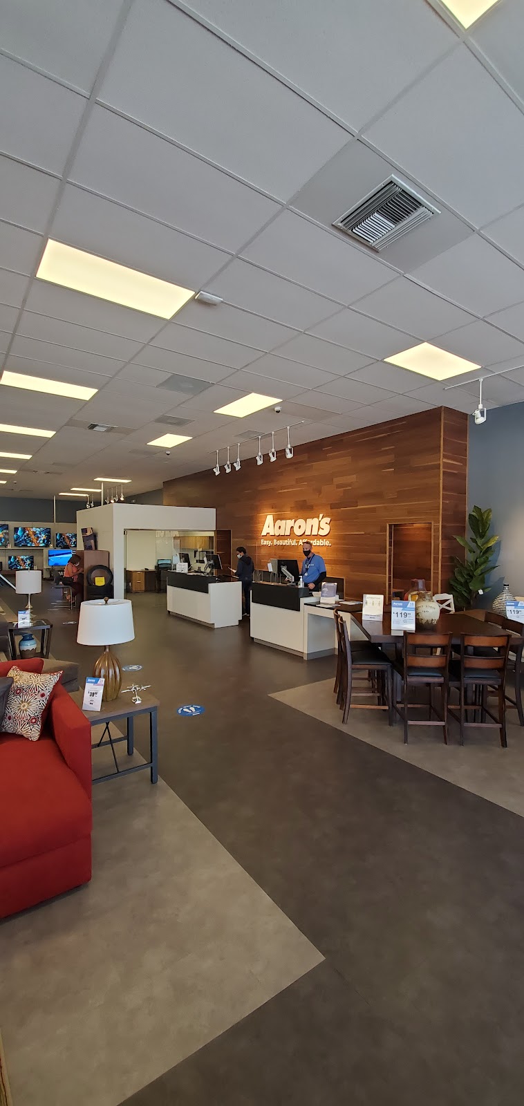 Aaron's - Photo 3