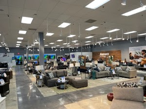 Aaron's - Photo 4