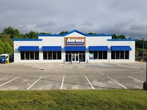 Aaron's - Photo 4